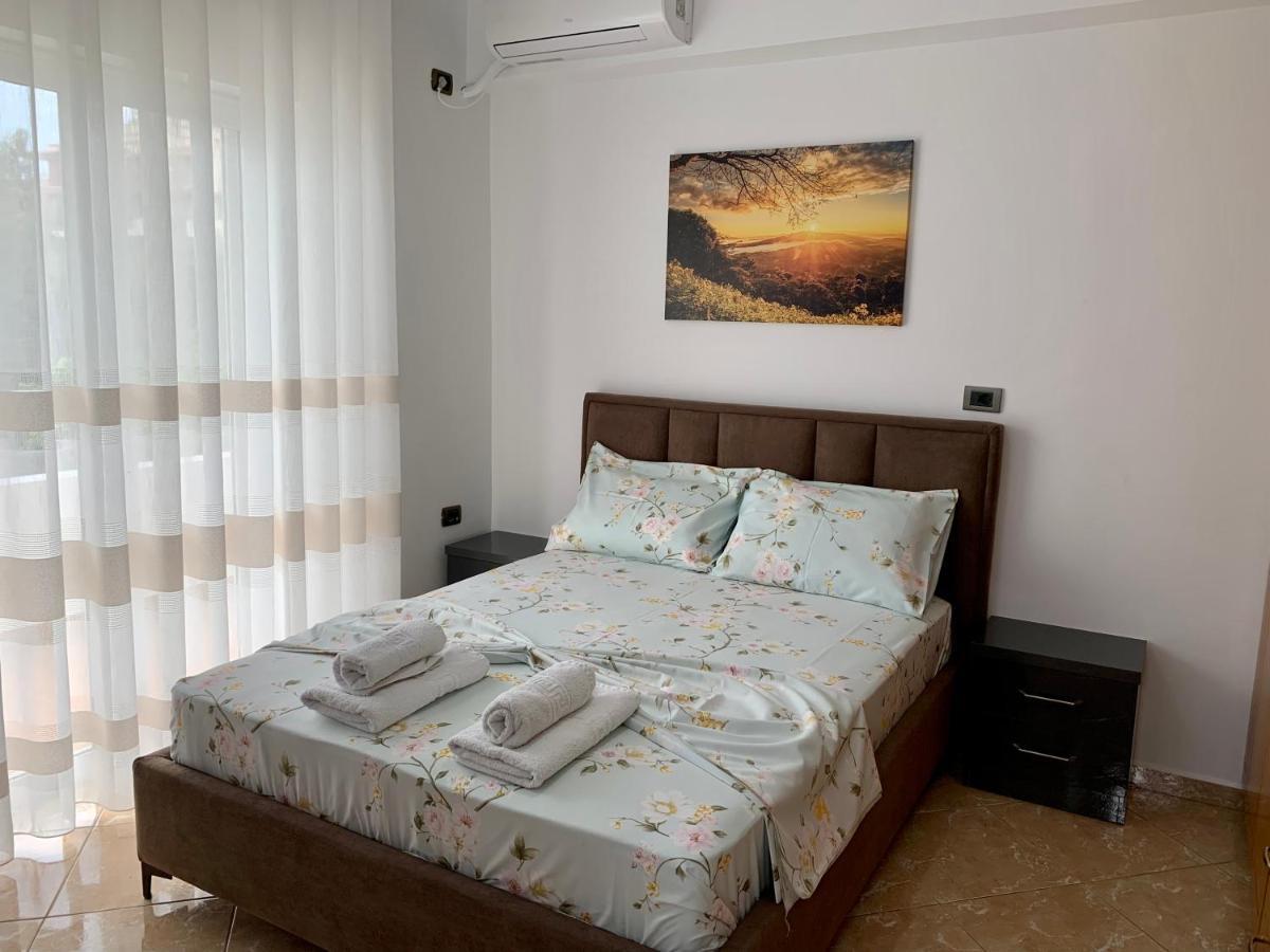 Maxus Apts Sarande Exterior photo