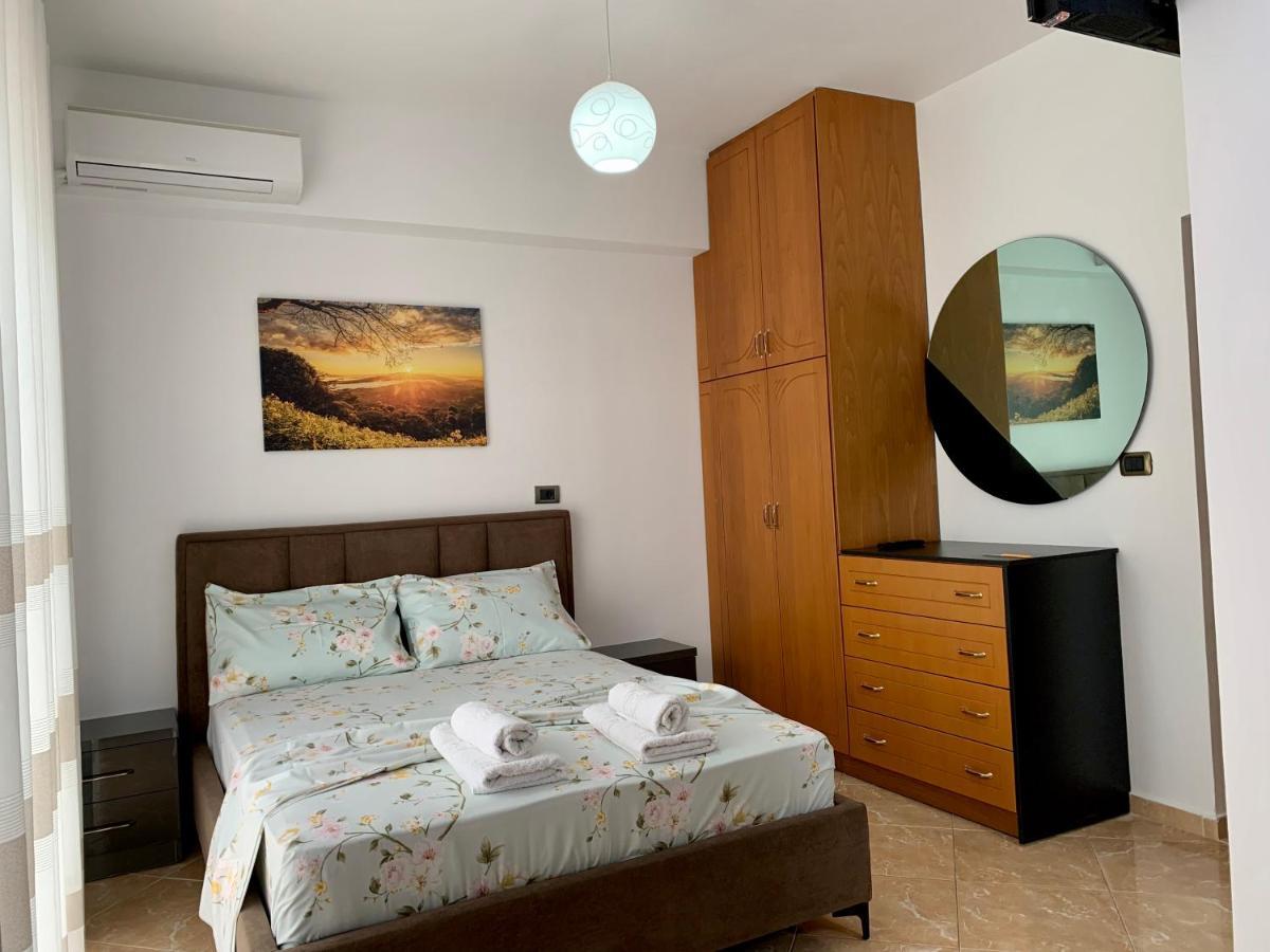 Maxus Apts Sarande Exterior photo
