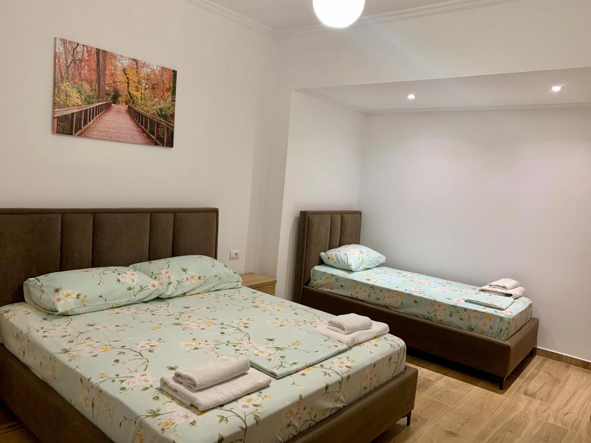 Maxus Apts Sarande Exterior photo